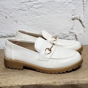 Sincerely‎ Jules Romeo White Loafers Size 9M Gold Hardware Lug Sole Fall Preppy